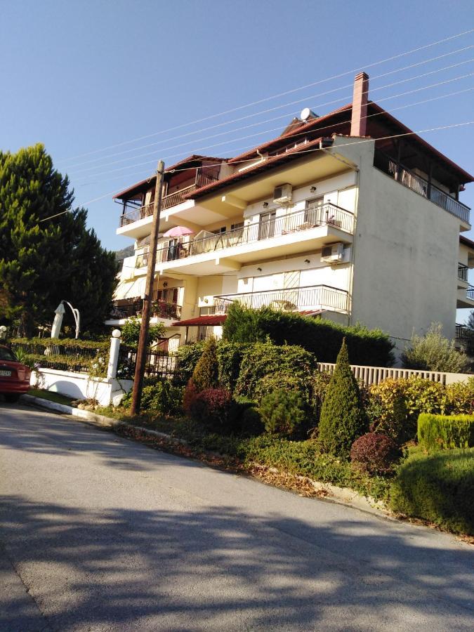 Niki Stavros Comfort Studios Экстерьер фото