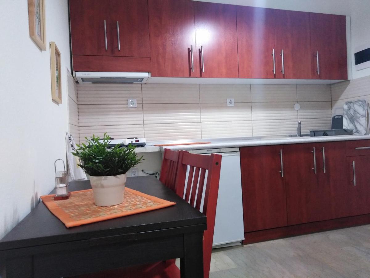 Niki Stavros Comfort Studios Экстерьер фото